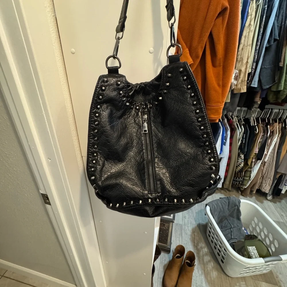 Black purse - Picture 4 of 4